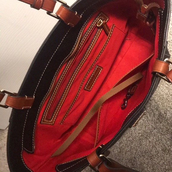 Dooney and Bourke purse - Picture 3 of 4